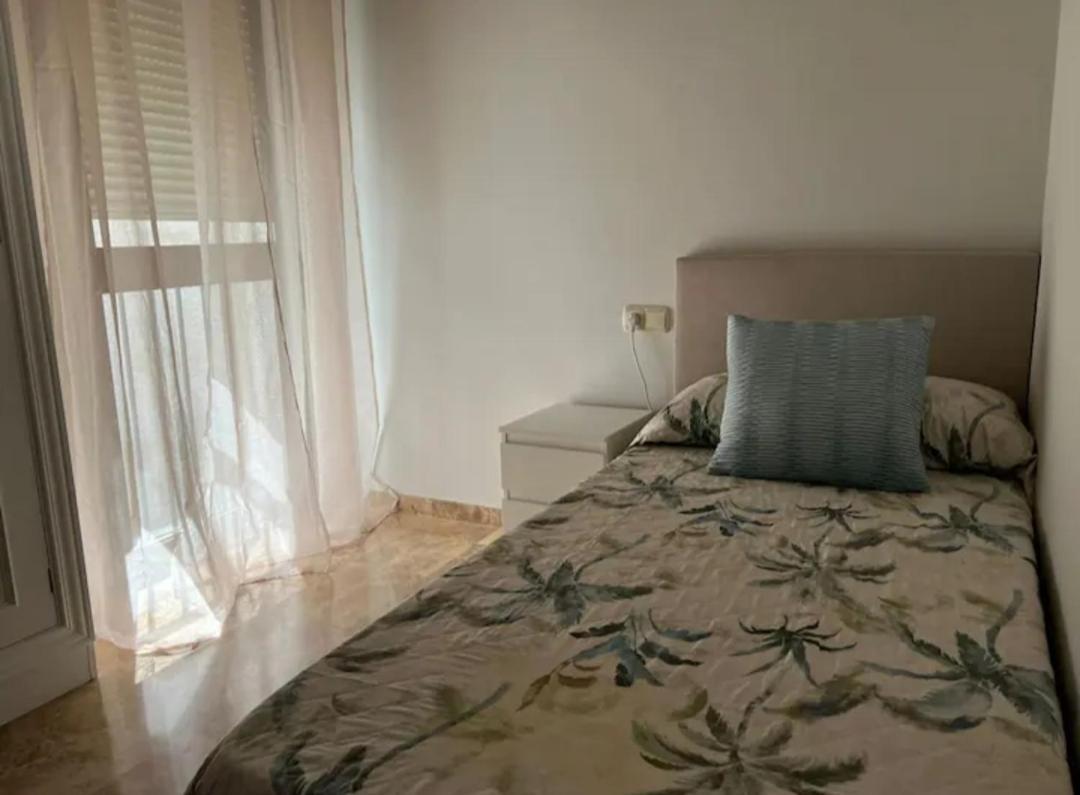 Appartamento Apartamento Puente Romano Cordova Esterno foto